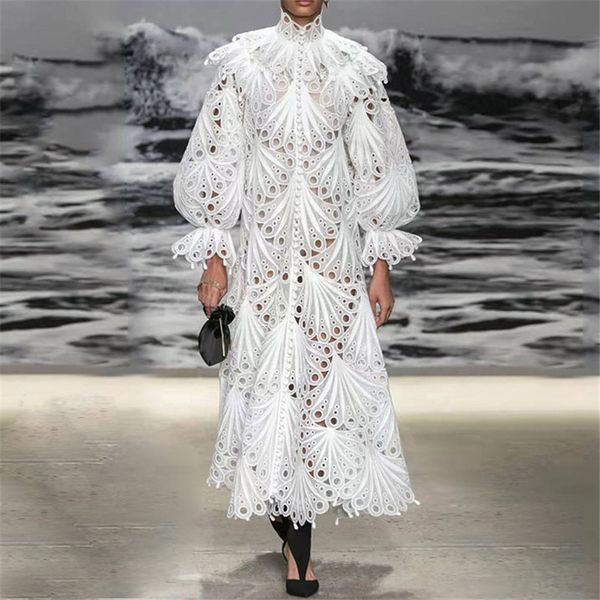 2020 runway white hollow out women lace dress stand collar lantern sleeve perspective spring dresses female, Black;gray
2020 runway white hollow out women lace dress stand collar lantern sleeve perspective spring dresses female, Black;gray
