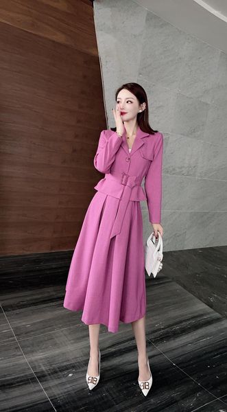 two piece dress women office skirt suits autumn 2021 designer fashion sashes blazer + a-line skirts set elegant outfits, White
two piece dress women office skirt suits autumn 2021 designer fashion sashes blazer + a-line skirts set elegant outfits, White