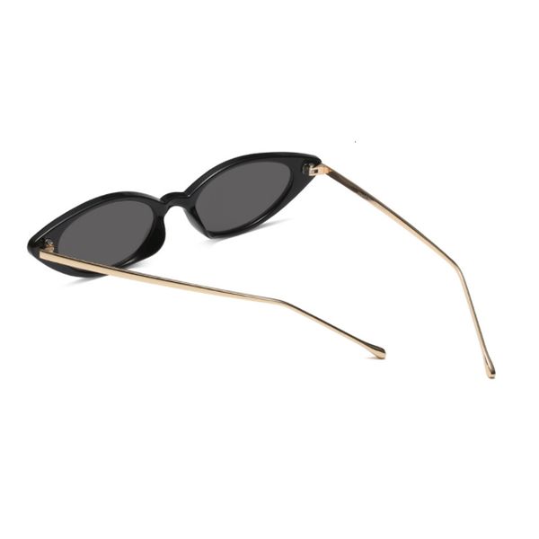 luxury designer sunglasses ladies cat eye women brand designer fashion small frame sun glasses for female trend glasees uv400 o5 0622, White;black
luxury designer sunglasses ladies cat eye women brand designer fashion small frame sun glasses for female trend glasees uv400 o5 0622, White;black