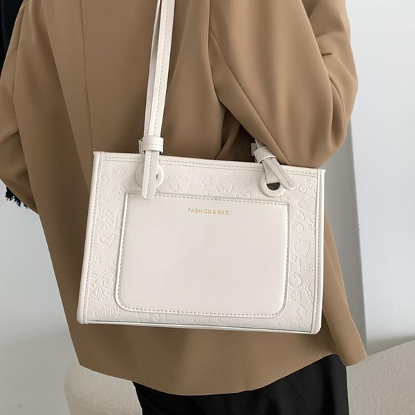 evening bags small white shoulder for women 2021 fashion print female tote bag leather armpit ladies travel handbag
evening bags small white shoulder for women 2021 fashion print female tote bag leather armpit ladies travel handbag