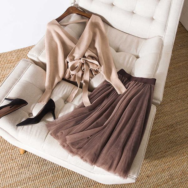 autumn graceful sweater skirt 2pcs sets v collar long sleeve sashes jumper outfit + women sweet suit 210601, White
autumn graceful sweater skirt 2pcs sets v collar long sleeve sashes jumper outfit + women sweet suit 210601, White