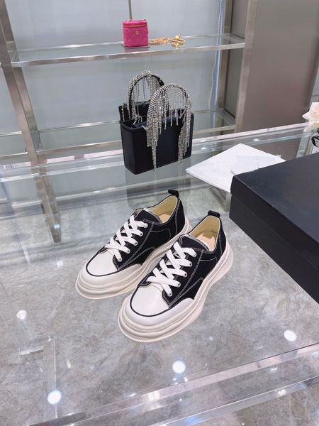 2021 summer luxury limited edition canvas shoes sneakers flat casual running fashion with box
2021 summer luxury limited edition canvas shoes sneakers flat casual running fashion with box