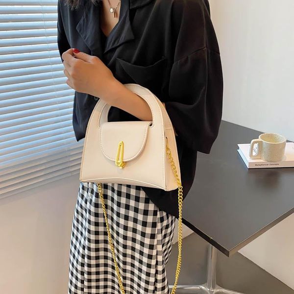 evening bags fashion luxury simple leisure chain shoulder crossbody for pu leather women's designer solid color hand travel bag
evening bags fashion luxury simple leisure chain shoulder crossbody for pu leather women's designer solid color hand travel bag