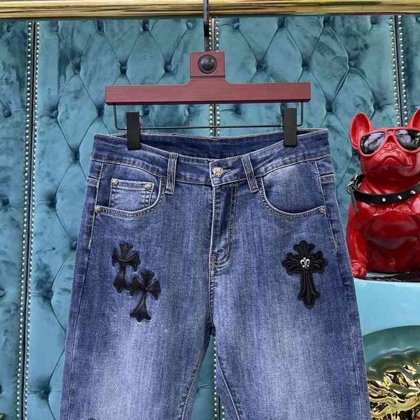 brand crosin of ch/romeheartsnew fit trend in summer spring and 2021 men's small leg jeans with personalized embroidery cro, Blue
brand crosin of ch/romeheartsnew fit trend in summer spring and 2021 men's small leg jeans with personalized embroidery cro, Blue