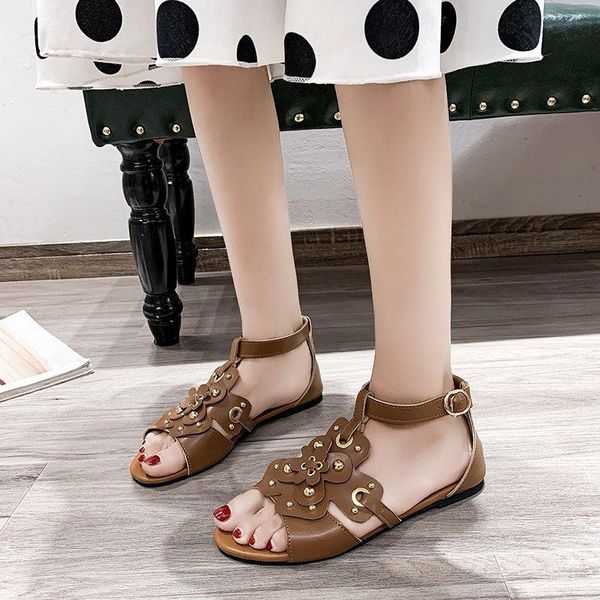 sandals 2021 large size low-heeled shoes with strap suit female beige breathable big summer black girls comfort f
sandals 2021 large size low-heeled shoes with strap suit female beige breathable big summer black girls comfort f