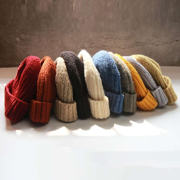 hat autumn and men's fashion melon skin yuppie rogue wool solid color hip hop knitted cold women, Blue;gray
hat autumn and men's fashion melon skin yuppie rogue wool solid color hip hop knitted cold women, Blue;gray