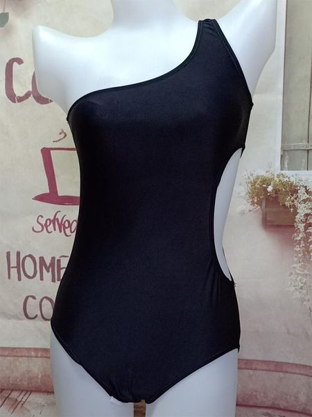 women summer fashion single shoulder swimsuit bikini one-piece swimwear solid black padded bra beach bathing suit suits
women summer fashion single shoulder swimsuit bikini one-piece swimwear solid black padded bra beach bathing suit suits