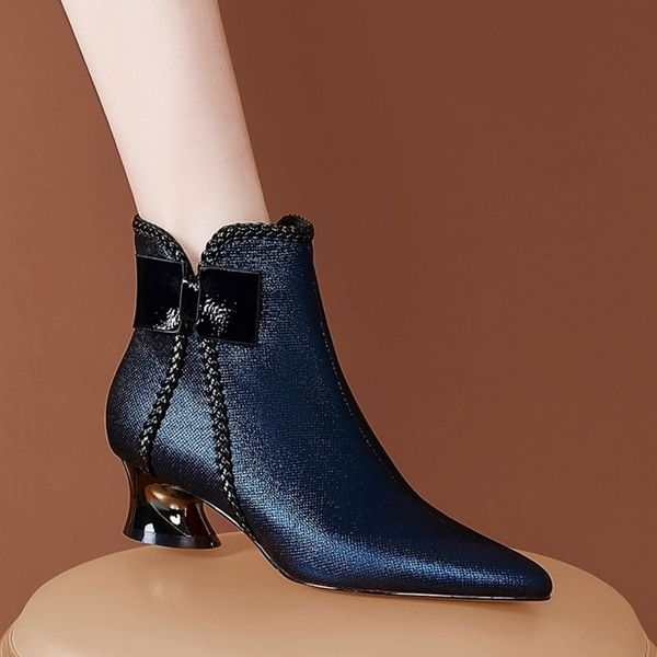 fhanchu 2022 microfiber short boots womanautumn/winter shoesankle botasblock heelback zippointed toeblueblackdropship, Black
fhanchu 2022 microfiber short boots womanautumn/winter shoesankle botasblock heelback zippointed toeblueblackdropship, Black