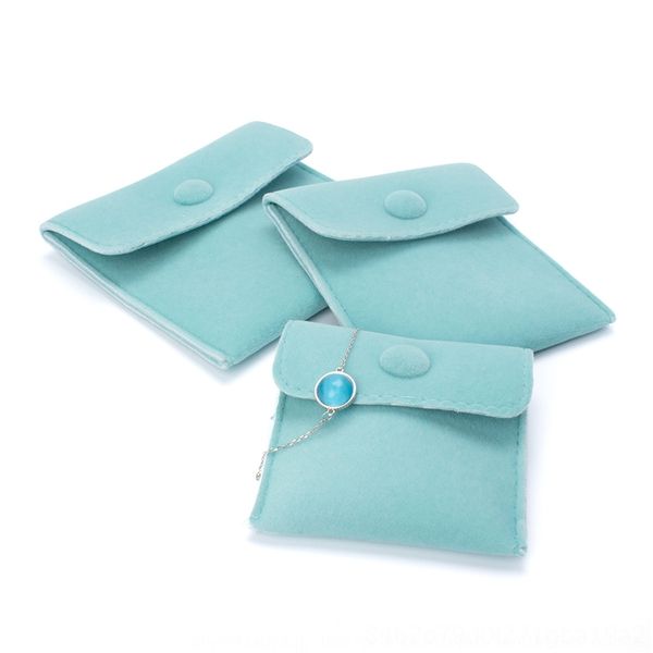 SIO plush cloth cover flip dust packing flannel flannel high grade boxes plush jewelry packaging boxes cloth bag bracelet jewelry packing b, Black;white
SIO plush cloth cover flip dust packing flannel flannel high grade boxes plush jewelry packaging boxes cloth bag bracelet jewelry packing b, Black;white