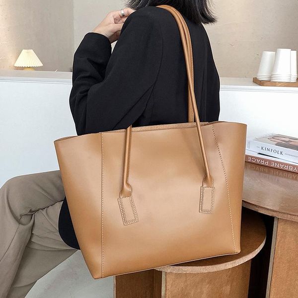 cosmetic bags & cases 2021 woman shoulder bag handbag tote large capacity shopping fashion messenger luxury female
cosmetic bags & cases 2021 woman shoulder bag handbag tote large capacity shopping fashion messenger luxury female