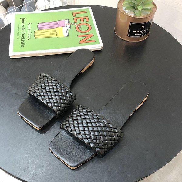 slippers 2021 summer square-toe flat-bottomed women's sandals and mature trend soft bottom non-slip outer wear, Black
slippers 2021 summer square-toe flat-bottomed women's sandals and mature trend soft bottom non-slip outer wear, Black