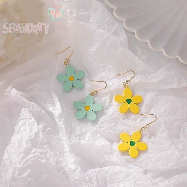 stud summer flowers earrings 2021 tide simple atmospheric color painting ear hook design feeling, Golden;silver
stud summer flowers earrings 2021 tide simple atmospheric color painting ear hook design feeling, Golden;silver