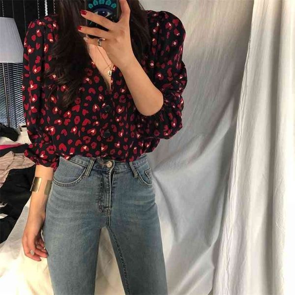 retro sense non-mainstream chiffon blouse female summer seven-point lantern sleeve v-neck 210529, White
retro sense non-mainstream chiffon blouse female summer seven-point lantern sleeve v-neck 210529, White