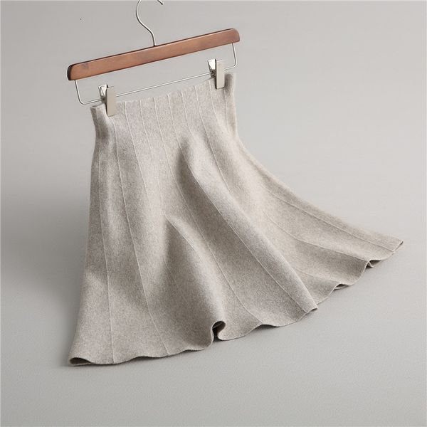 skirt autumn waist mini skirts knitted gray stretch a-line women chic skirt faldas saias jupe clothes, Black
skirt autumn waist mini skirts knitted gray stretch a-line women chic skirt faldas saias jupe clothes, Black