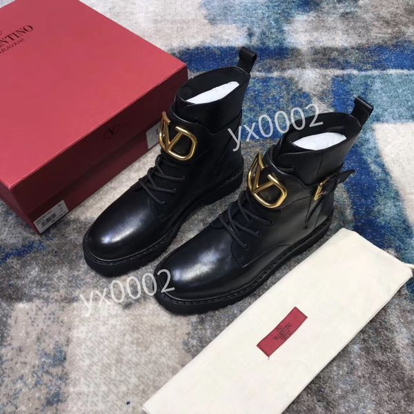 women ankle boot designer luxury martin desert v boots beige and ebony 100% genuine leather quilted lace-up winter shoes rubber lug sole, Black
women ankle boot designer luxury martin desert v boots beige and ebony 100% genuine leather quilted lace-up winter shoes rubber lug sole, Black