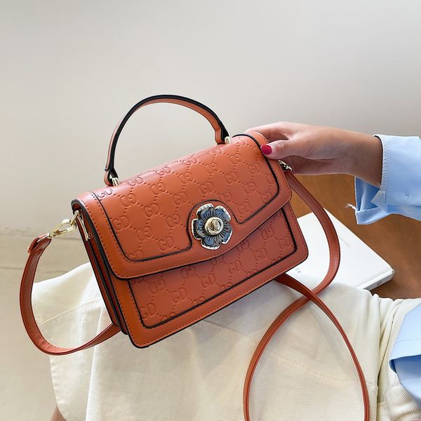 factory direct sale 75% off female 2021 new women's trend single shoulder messenger personality simple lock small square bags
factory direct sale 75% off female 2021 new women's trend single shoulder messenger personality simple lock small square bags