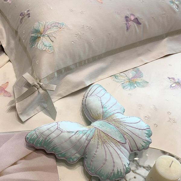 butterfly embroidery cotton tribute silk pastoral bedding set four piece sets
butterfly embroidery cotton tribute silk pastoral bedding set four piece sets