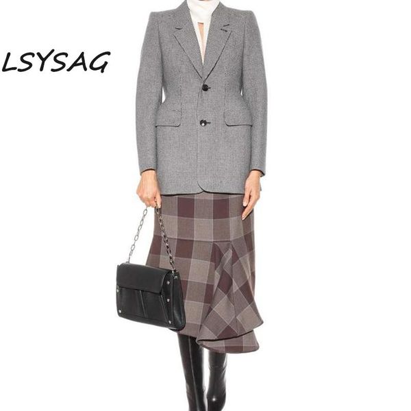 women's suits & blazers lsysag women coat clothing plaid slim woolen blazer female 2021 lapel collar casual plus size englant style aut, White;black
women's suits & blazers lsysag women coat clothing plaid slim woolen blazer female 2021 lapel collar casual plus size englant style aut, White;black