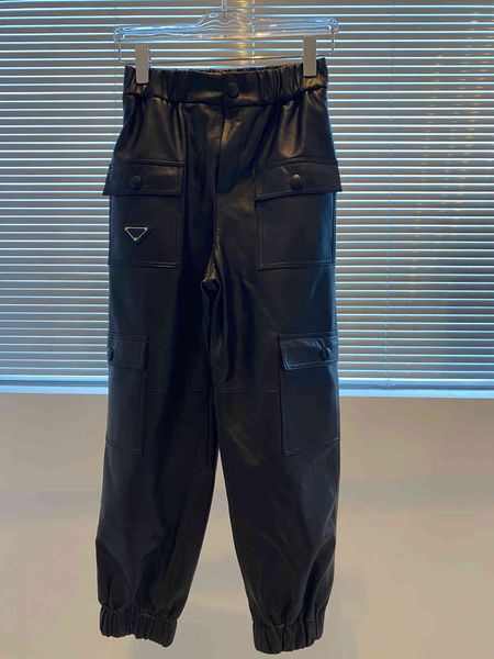capris 2021 winter minimal design real sheepskin cargo style leather street pants, Black;white
capris 2021 winter minimal design real sheepskin cargo style leather street pants, Black;white