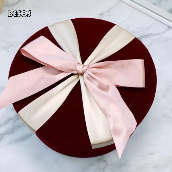 gift wrap high grade large size candy color round flannel ribbon box party wedding holiday jewelry flower packing decoration
gift wrap high grade large size candy color round flannel ribbon box party wedding holiday jewelry flower packing decoration