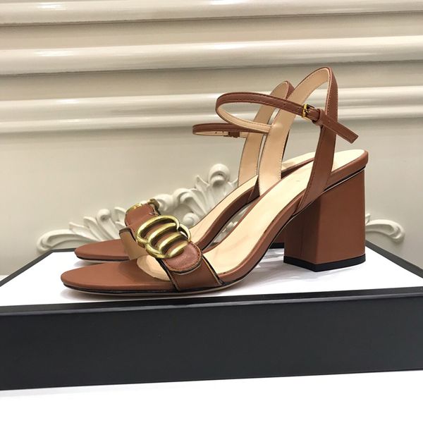 2021 good quality fashion women luxurys designers shoes designer sandals womens luxury high heels sandal dress shoess with box size 35-40 -g, Black
2021 good quality fashion women luxurys designers shoes designer sandals womens luxury high heels sandal dress shoess with box size 35-40 -g, Black