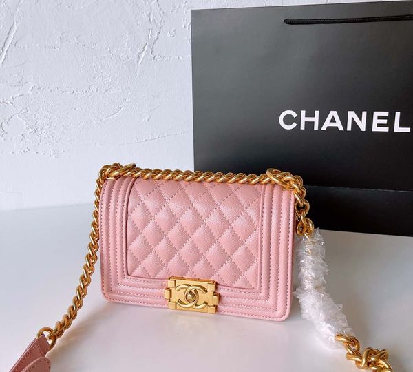 fashion designer bags women handbag crossbody messenger shoulder chain bag good quality leather purses ladies high capacity v-shape rhombic
fashion designer bags women handbag crossbody messenger shoulder chain bag good quality leather purses ladies high capacity v-shape rhombic