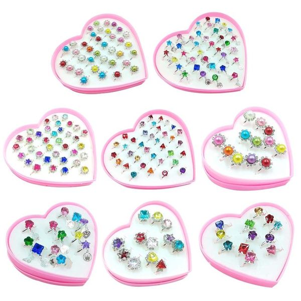 12/36 pcs/box adjustable alloy baby girl rings fashion cartoon children with heart shaped showcase for party cluster, Golden;silver
12/36 pcs/box adjustable alloy baby girl rings fashion cartoon children with heart shaped showcase for party cluster, Golden;silver