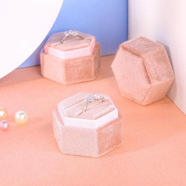 jewelry pouches, bags beautiful engagement ring case anti-scratch box hexagonal mini flannel safekeeping, Pink;blue
jewelry pouches, bags beautiful engagement ring case anti-scratch box hexagonal mini flannel safekeeping, Pink;blue