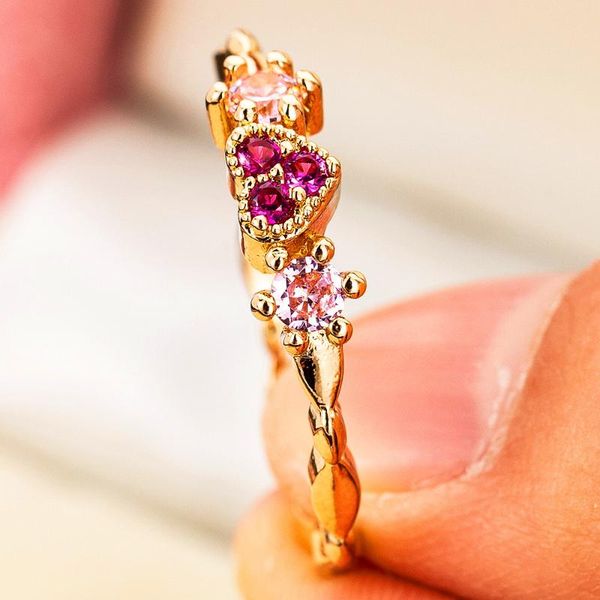 wedding rings cute female crystal love heart ring classic gold color engagement luxury rose red for women, Slivery;golden
wedding rings cute female crystal love heart ring classic gold color engagement luxury rose red for women, Slivery;golden