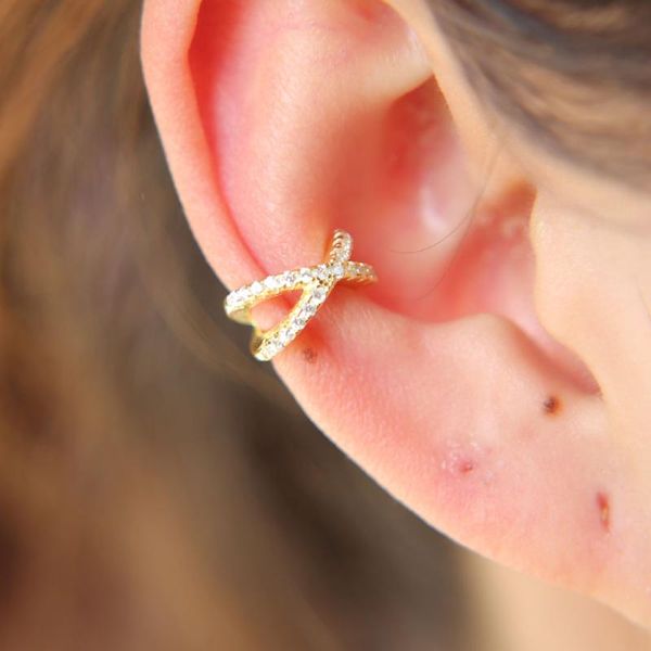 clip-on & screw back wholesale cross x ear cuff micro pave clear cubic zirconia cute girl gift minimal no piercing fashion clip earrings for, Silver
clip-on & screw back wholesale cross x ear cuff micro pave clear cubic zirconia cute girl gift minimal no piercing fashion clip earrings for, Silver