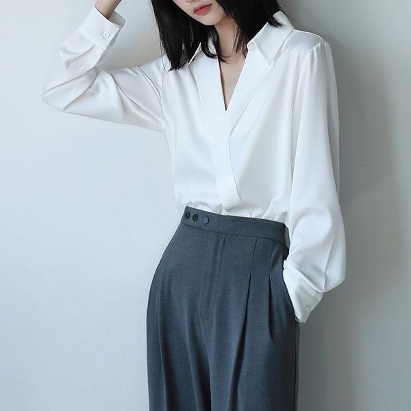 women's blouses & shirts 2021 spring v-neck loose white womens shirt chiffon office female blouse long sleeve korean fashion clothing
women's blouses & shirts 2021 spring v-neck loose white womens shirt chiffon office female blouse long sleeve korean fashion clothing