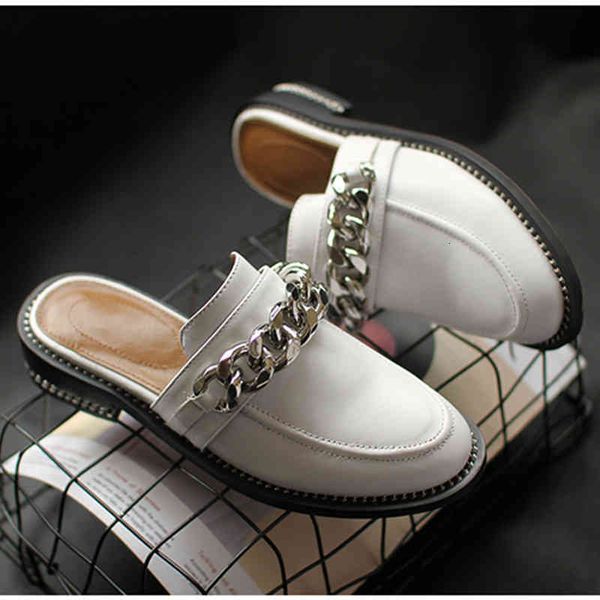 slippers show luxury design classic designer women's sandals summer metal buckle leather muller shoes available in 8 colors 4, Black
slippers show luxury design classic designer women's sandals summer metal buckle leather muller shoes available in 8 colors 4, Black