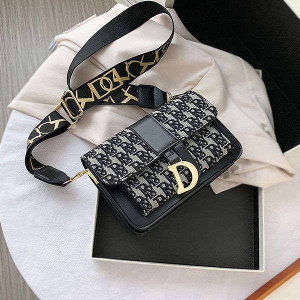 design handbag bag women's bag new 2021 korean fashion goddess letter one shoulder messenger
design handbag bag women's bag new 2021 korean fashion goddess letter one shoulder messenger