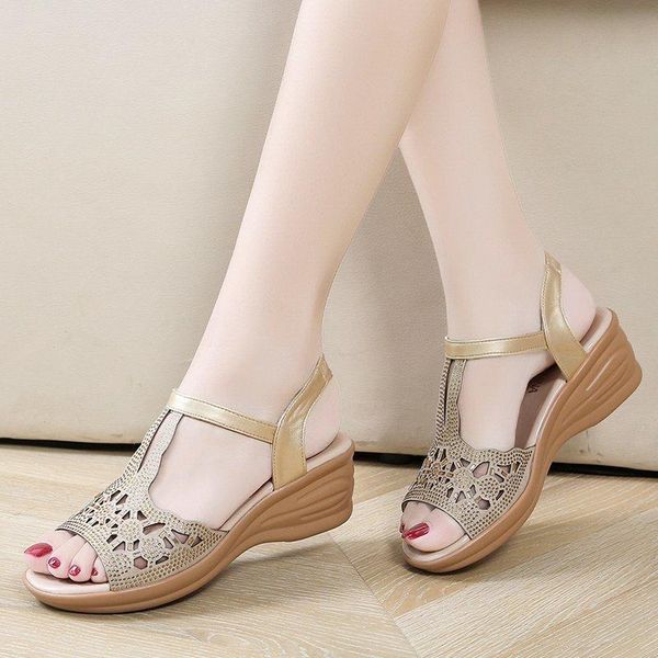dress shoes woman sandals 2021 summer women wedges t strap sandal bling sandalias mujer cut-outs female gold black 8283l
dress shoes woman sandals 2021 summer women wedges t strap sandal bling sandalias mujer cut-outs female gold black 8283l