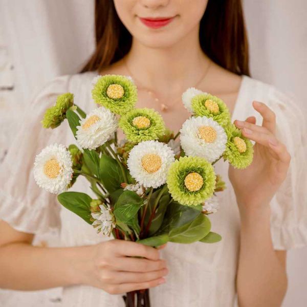 decorative flowers & wreaths 1pc round daisy artificial silk flower branch plants for home floral arrangement material wedding party decorat
decorative flowers & wreaths 1pc round daisy artificial silk flower branch plants for home floral arrangement material wedding party decorat