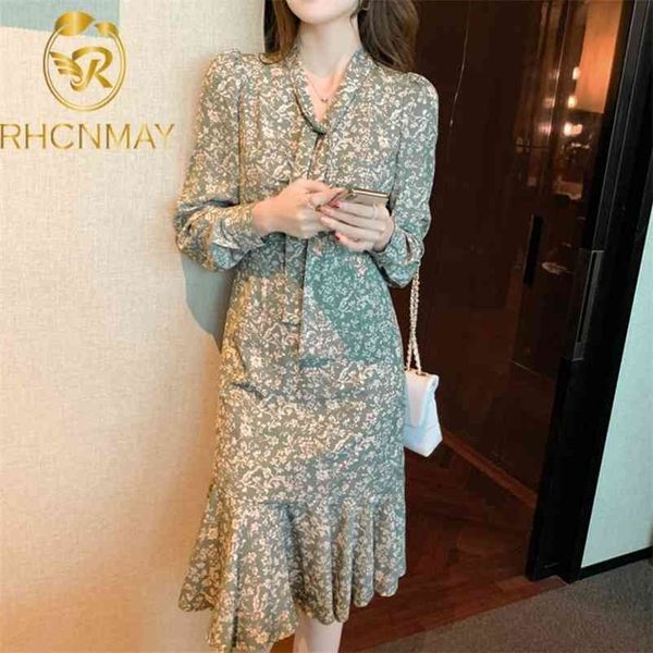 spring floral gentle style dress fashion temperament v-neck printed slim buttocks fishtail dress for women 210520, Black;gray
spring floral gentle style dress fashion temperament v-neck printed slim buttocks fishtail dress for women 210520, Black;gray