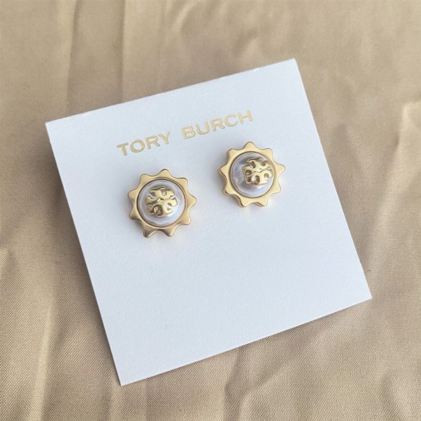 70% off luxury jewelry wind crowd personality tb earrings sunflower design pearl earrings luxury, Golden
70% off luxury jewelry wind crowd personality tb earrings sunflower design pearl earrings luxury, Golden