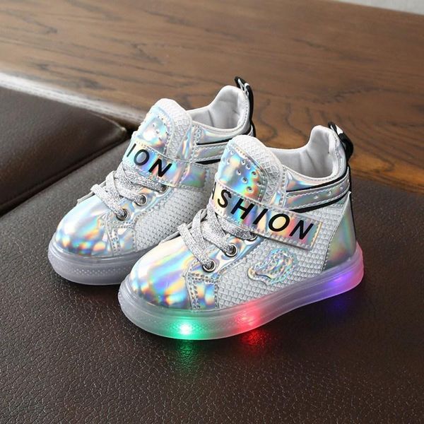 sneakers autumn baby shoes boy girl fashion led lights soft casual sports for toddler walking, Black;red 
sneakers autumn baby shoes boy girl fashion led lights soft casual sports for toddler walking, Black;red