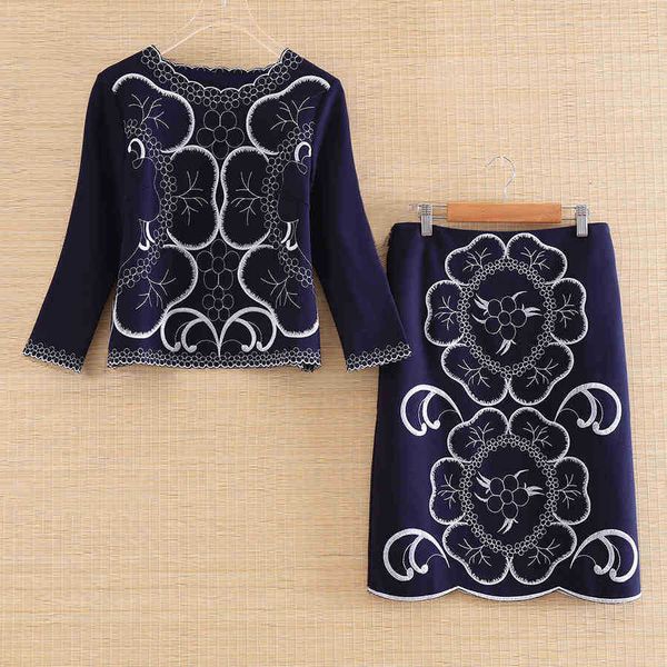 two piece dress ladies skirt autumn woman pieces set high-end embroidery coat+ elegant floral skirt lady suit female bxfn, White
two piece dress ladies skirt autumn woman pieces set high-end embroidery coat+ elegant floral skirt lady suit female bxfn, White