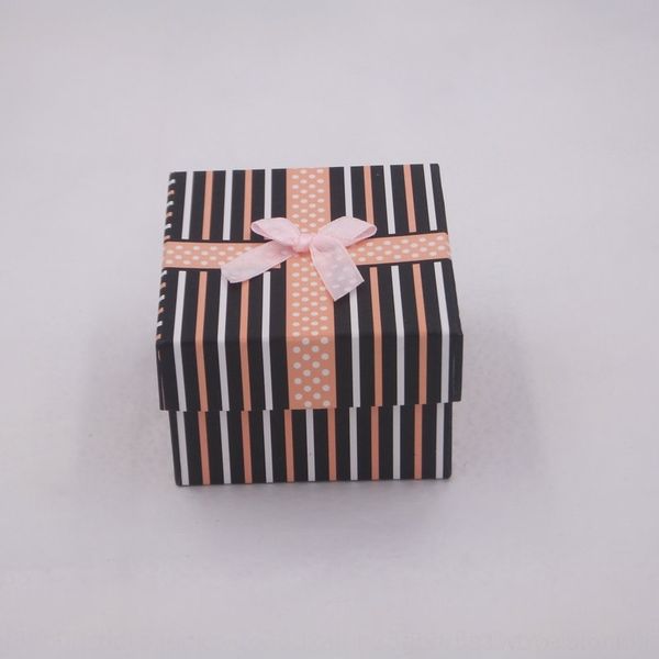 xCW gift bowknot blue white stripe watch watch boxes packing jewelry box carton jewelry packaging boxes, Black;white
xCW gift bowknot blue white stripe watch watch boxes packing jewelry box carton jewelry packaging boxes, Black;white