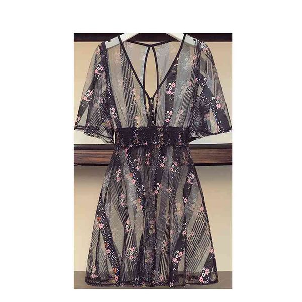 women summe elegant floral print mesh chiffon v-neck slim pullover backless elastic waist a-line short dress d3047 210514, Black;gray
women summe elegant floral print mesh chiffon v-neck slim pullover backless elastic waist a-line short dress d3047 210514, Black;gray