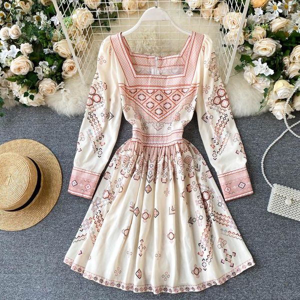 casual dresses court retro square collar dress autumn women's fashion irregular printed long-sleeved high waist a- line vestidos p101, Black;gray
casual dresses court retro square collar dress autumn women's fashion irregular printed long-sleeved high waist a- line vestidos p101, Black;gray