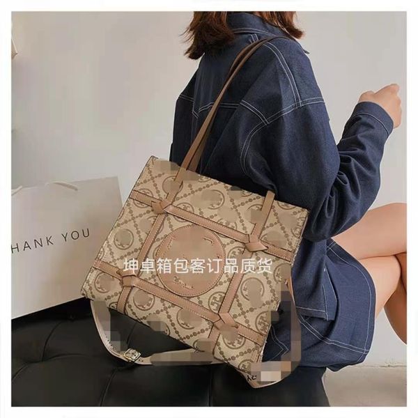 sole by designer early winter new women's fashion portable tote bag with inner wheat quality goods commuter shoulder purse
sole by designer early winter new women's fashion portable tote bag with inner wheat quality goods commuter shoulder purse
