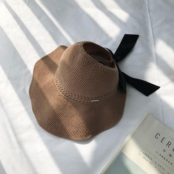 fashion trend women ladies roll up sun visor hats summer holiday solid wide brim floppy uv protection hat with bow outdoor, Black;white
fashion trend women ladies roll up sun visor hats summer holiday solid wide brim floppy uv protection hat with bow outdoor, Black;white