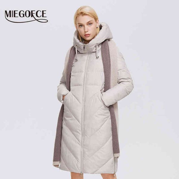 miegofce designer winter jacket women long fashion women coat polyester fiber with scarf parka ladies d21601 211130, Black
miegofce designer winter jacket women long fashion women coat polyester fiber with scarf parka ladies d21601 211130, Black