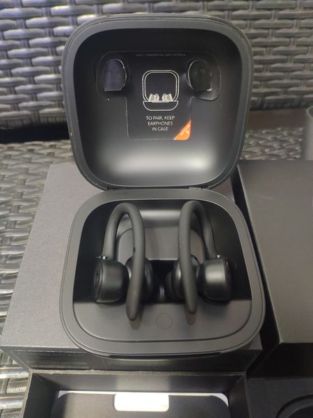 powerb pro wireless earphone bluetooth headphone sweatproof earbuds sport headset handswith mic chargin
powerb pro wireless earphone bluetooth headphone sweatproof earbuds sport headset handswith mic chargin