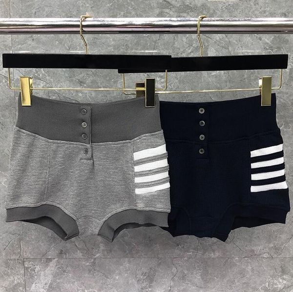 women's shorts 2021 fashion brand casual women summer cotton sports trousers slim striped high waist sexy, White;black
women's shorts 2021 fashion brand casual women summer cotton sports trousers slim striped high waist sexy, White;black