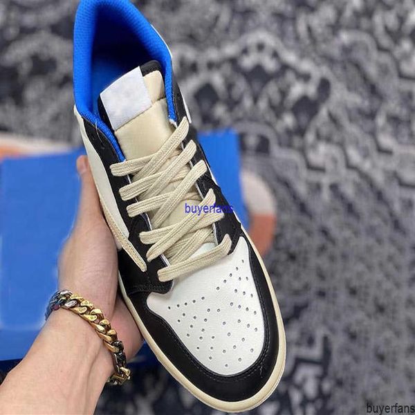 shoesmen women youths boy and girl basketball shoes classical luxury design three-party joint barb leisure sport trainer shoea25
shoesmen women youths boy and girl basketball shoes classical luxury design three-party joint barb leisure sport trainer shoea25