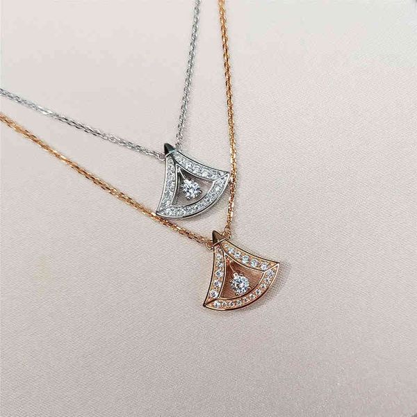 products in spring of 2021 retro fan pendant women's necklace and elegant the gift for valentine's day, Silver
products in spring of 2021 retro fan pendant women's necklace and elegant the gift for valentine's day, Silver