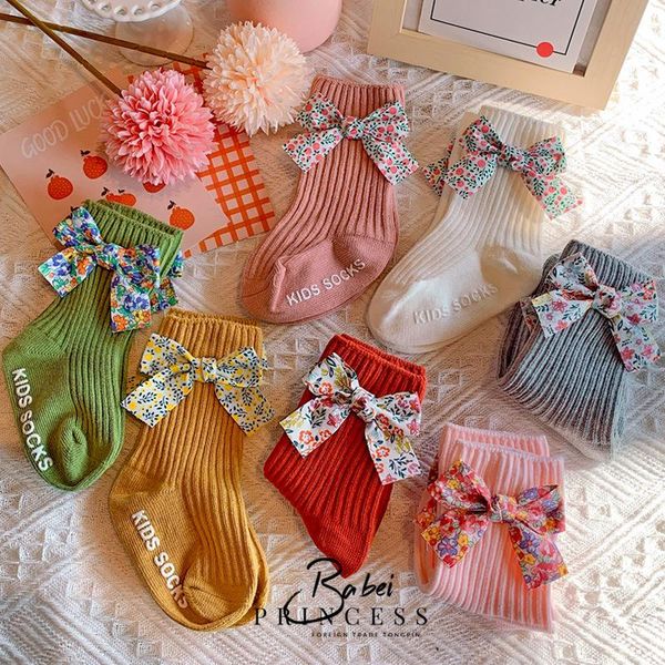 0-4years baby girl socks 2021 spring autumn children's floral short tube toddlers bow, Pink;yellow
0-4years baby girl socks 2021 spring autumn children's floral short tube toddlers bow, Pink;yellow